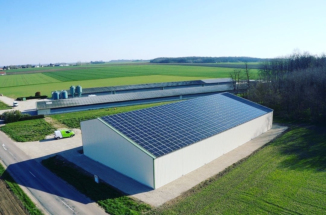 Bâtiment agricole photovoltaïque