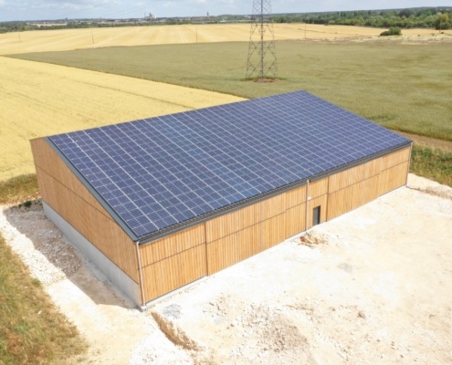 Bâtiment agricole photovoltaïque réalisé par GROUPE ROY ÉNERGIE