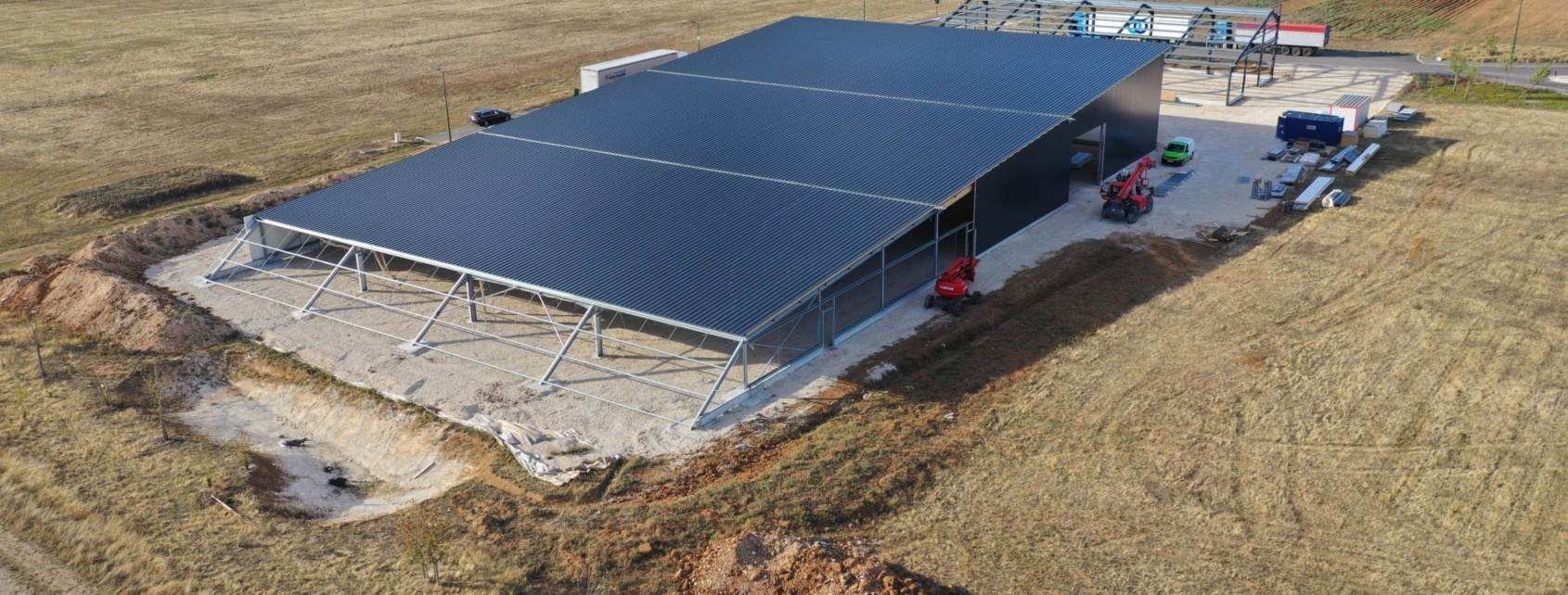 toit en location recouvert de panneaux photovoltaïques