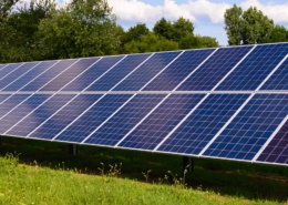 centrale photovoltaïque installée au sol par groupe roy énergie