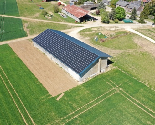 Hangar agricole photovoltaïque pour le bétail